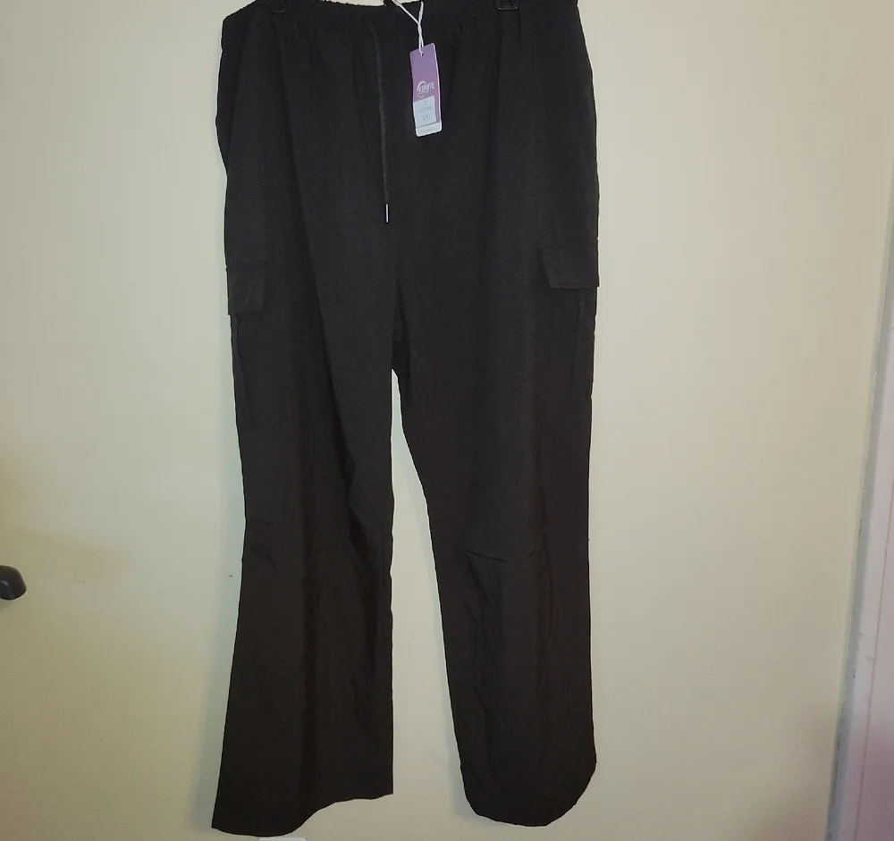Men's Classic Black Cargo Pants